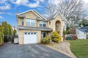 120 Waldo St, Copiague, NY 11726 - Photo 2