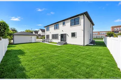29 East Street, Hicksville, NY 11801 - Photo 44