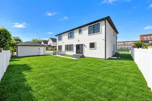 29 East St, Hicksville, NY 11801 - Photo 44