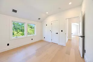 1 Garland Ln, Valley Stream, NY 11581 - Photo 32