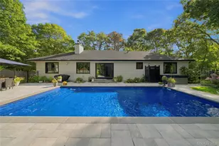 7 Bridle Path, Westhampton Beach, NY 11978 - Photo 2