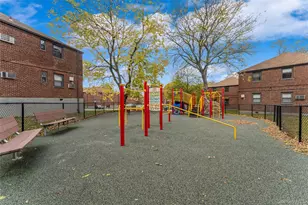 244-25 57th Dr, Douglaston, NY 11362 - Photo 18