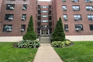 212-04 75th Ave, Bayside, NY 11364 - Photo 18