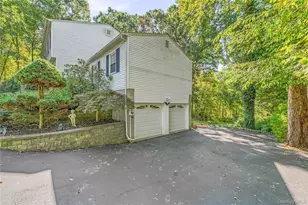 54 Christine Ct, Stormville, NY 12582 - Photo 2