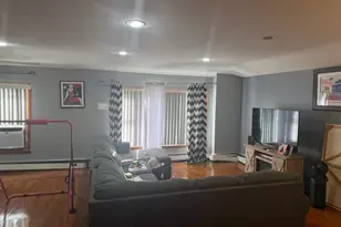 120-33 196th St, Saint Albans, NY 11412 - Photo 2