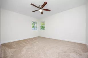 1182 E 3rd Ave, Bay Shore, NY 11706 - Photo 16