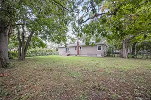 1182 E 3rd Ave, Bay Shore, NY 11706 - Photo 26