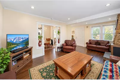 15 Harding Avenue, Hicksville, NY 11801 - Photo 8