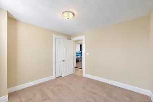 15 Harding Ave, Hicksville, NY 11801 - Photo 16