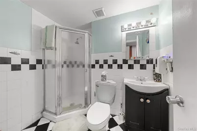14 Mineola Street, Holtsville, NY 11742 - Photo 30