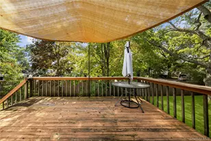 14 Mineola St, Holtsville, NY 11742 - Photo 32