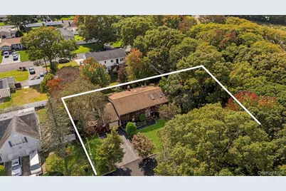 14 Mineola Street, Holtsville, NY 11742 - Photo 4