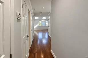 33-12 211th St, Bayside, NY 11361 - Photo 30