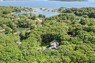 1355 Little Peconic Bay Rd, Cutchogue, NY 11935 - Photo 6