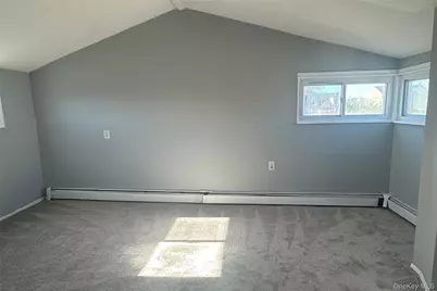 32 McKinley Avenue, Lindenhurst, NY 11757 - Photo 20