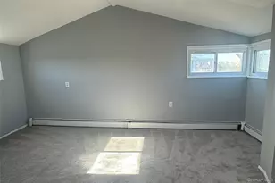 32 Mc Kinley Ave, Lindenhurst, NY 11757 - Photo 20