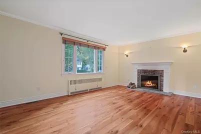 29 Coralyn Avenue, White Plains, NY 10605 - Photo 4
