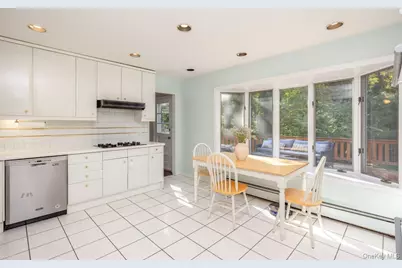 5 Astri Court, Suffern, NY 10901 - Photo 6