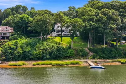 51 School Lane, Lloyd Harbor, NY 11743 - Photo 2