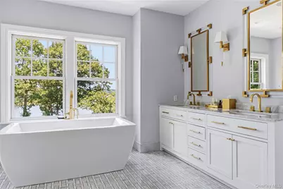 51 School Lane, Lloyd Harbor, NY 11743 - Photo 24