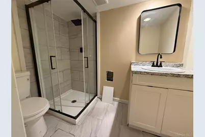 3 Soundview Street, New Rochelle, NY 10805 - Photo 8