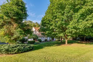 1 Cottonwood Cir, Saugerties, NY 12477 - Photo 44