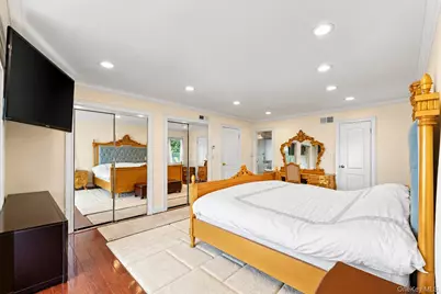 6 Channel Drive, Great Neck, NY 11024 - Photo 22
