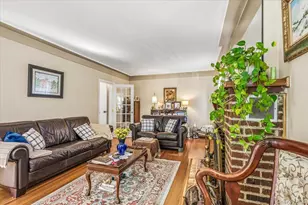 64-09 Catalpa Ave, Ridgewood, NY 11385 - Photo 6