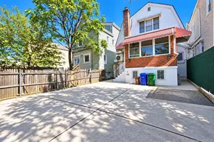 2561 Fenton Ave, Bronx, NY 10469 - Photo 2