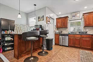 115-07 103rd Ave, Richmond Hill, NY 11419 - Photo 10