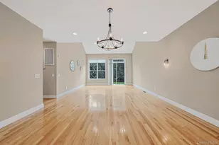 2305 Townhome Wy, Huntington Station, NY 11746 - Photo 10