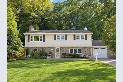 86 Iceland Drive, Huntington Station, NY 11746 - Photo 1
