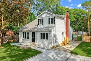34 Pinelawn Ave, Shirley, NY 11967 - Photo 4