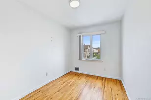 143-21 22nd Ave, Whitestone, NY 11357 - Photo 10