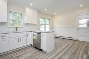 60 Smith St, Glen Cove, NY 11542 - Photo 10