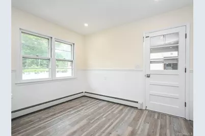 60 Smith Street, Glen Cove, NY 11542 - Photo 14