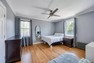164-26 Grand Central Pkwy, Jamaica, NY 11432 - Photo 24