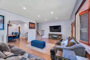 164-26 Grand Central Pkwy, Jamaica, NY 11432 - Photo 12