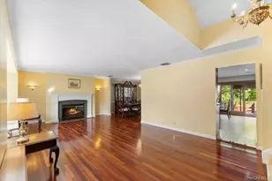 84 Melanie Ln, Syosset, NY 11791 - Photo 12