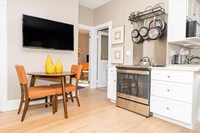 3212 Franklin Avenue #1st Floor North, Millbrook, NY 12545 - Photo 6
