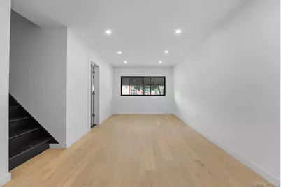 443 Effingham Avenue, Bronx, NY 10473 - Photo 14