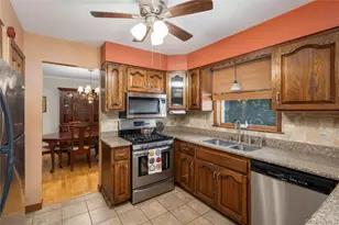 12 Argent Dr, Poughkeepsie, NY 12603 - Photo 2