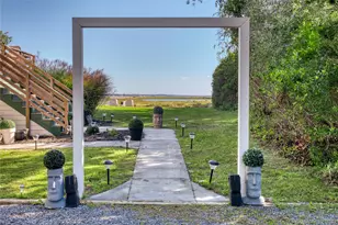 1455 Cedar Point Dr E, Southold, NY 11971 - Photo 16