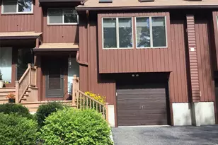2 Braemar Ct, New City, NY 10956 - Photo 2