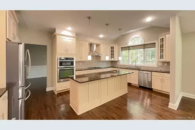 17 Chestnut Street, Hopewell Junction, NY 12533 - Photo 6