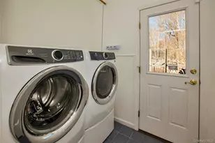 201 Bardonia Rd, Nanuet, NY 10954 - Photo 22