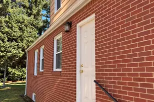 164 Fairview Blvd, Hempstead, NY 11550 - Photo 2