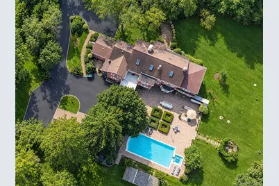 47 Red Ground Road, Old Westbury, NY 11568 - Photo 2