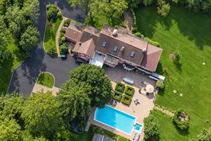 47 Red Ground Rd, Old Westbury, NY 11568 - Photo 2