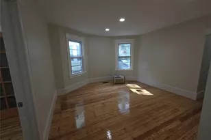 16 Gray St, Poughkeepsie, NY 12603 - Photo 2